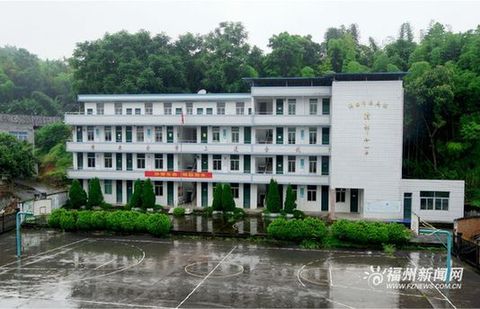 曾記否？那消失于海角的“潮水班”